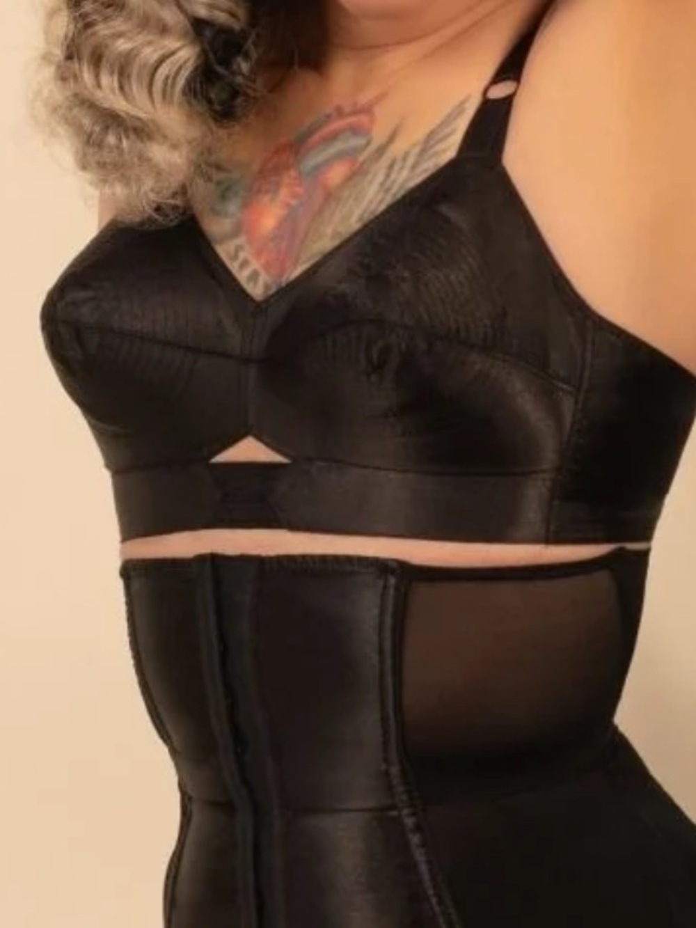 Bullet Bra 34DD, ‘Maitresse’, What Katie Did